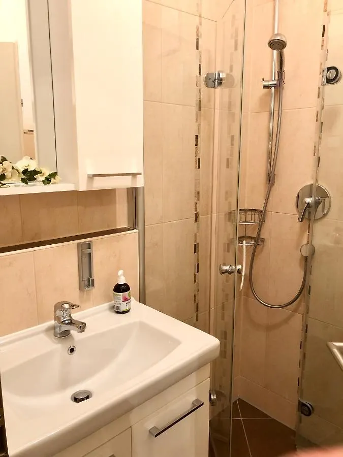 Stadtwohnung Am Oertelplatz Munich Apartment